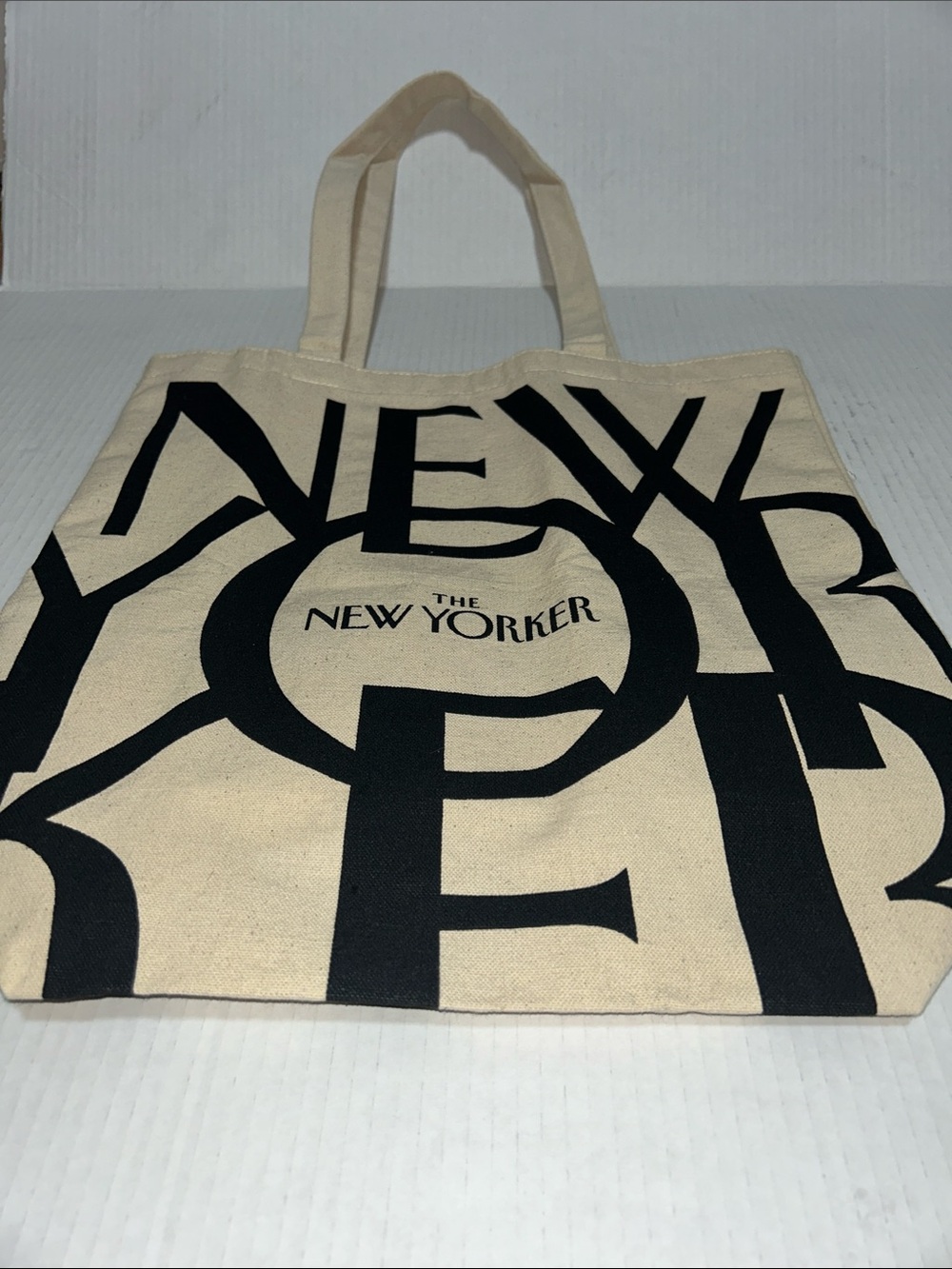The New Yorker Canvas Tote Carryall Bag - Picture 4 of 6
